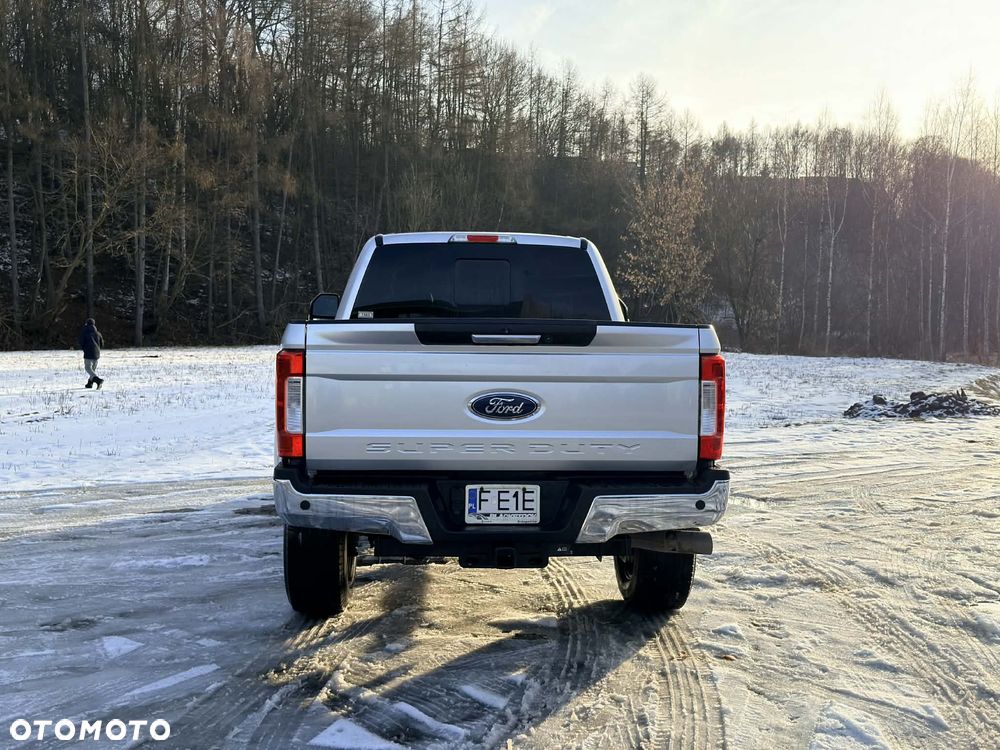 Ford F350 - 5