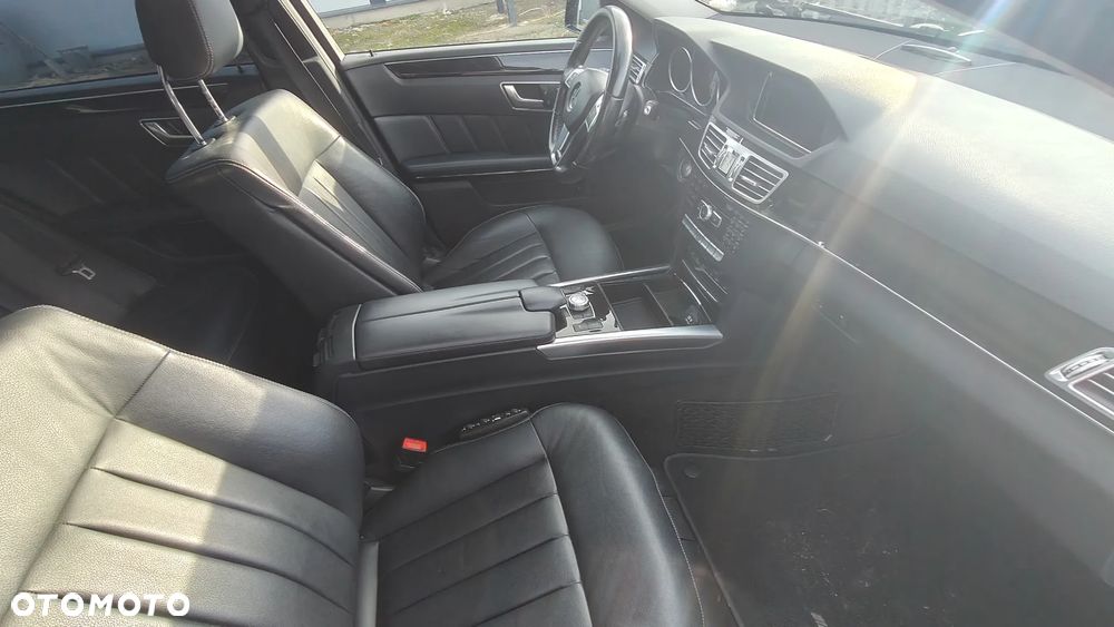 Mercedes-Benz Klasa E 400 4Matic 7G-TRONIC Avantgarde - 12
