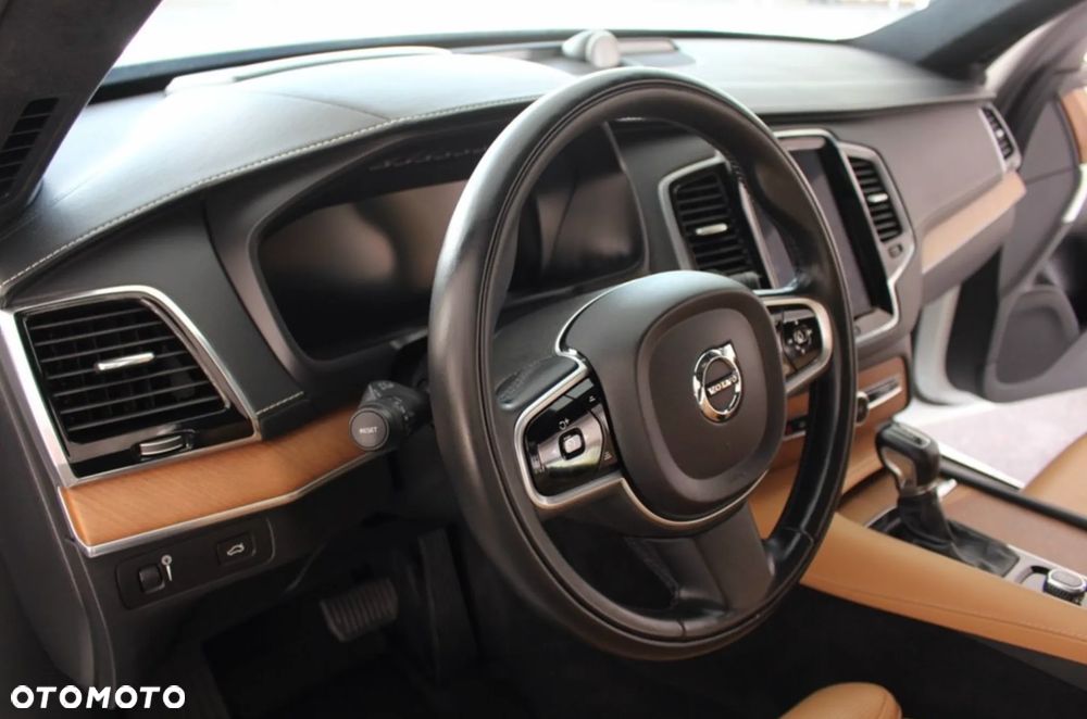 Volvo XC 90 T6 AWD Geartronic Inscription - 17