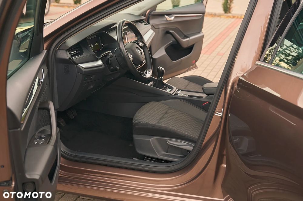 Skoda Octavia 2.0 TDI Edition - 22