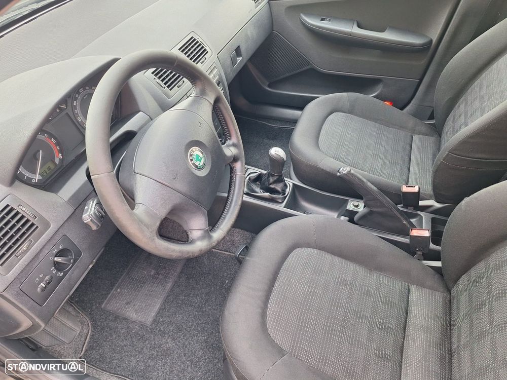 Skoda Fabia Break 1.4 TDi Elegance - 23