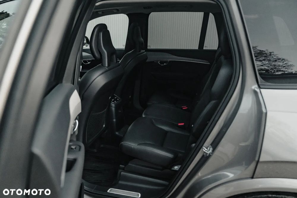 Volvo XC 90 T8 AWD Twin Engine Geartronic RDesign - 24