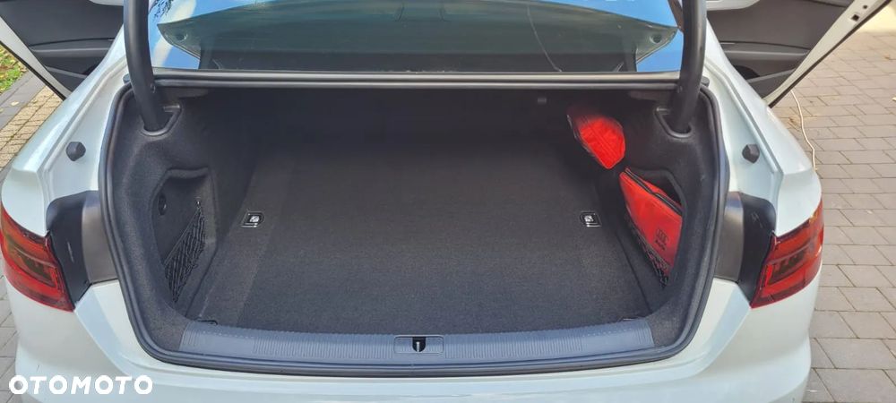 Audi A4 - 9