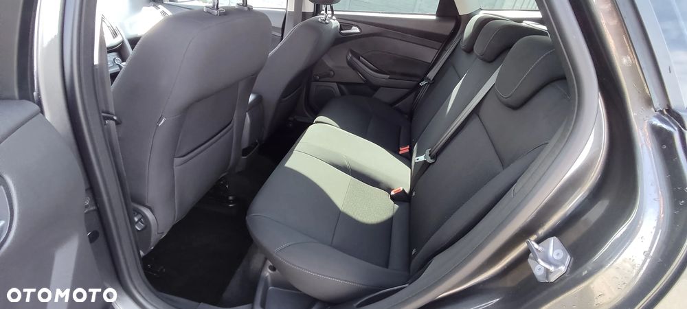 Ford Focus 1.0 EcoBoost Edition - 30