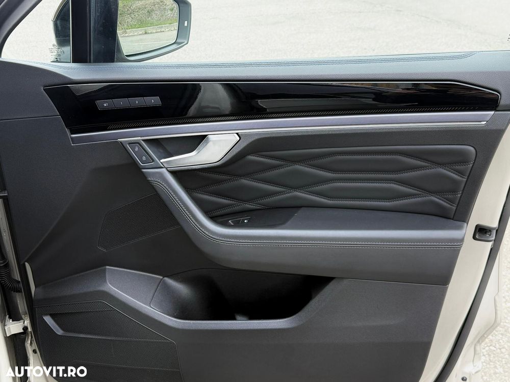 Volkswagen Touareg - 37