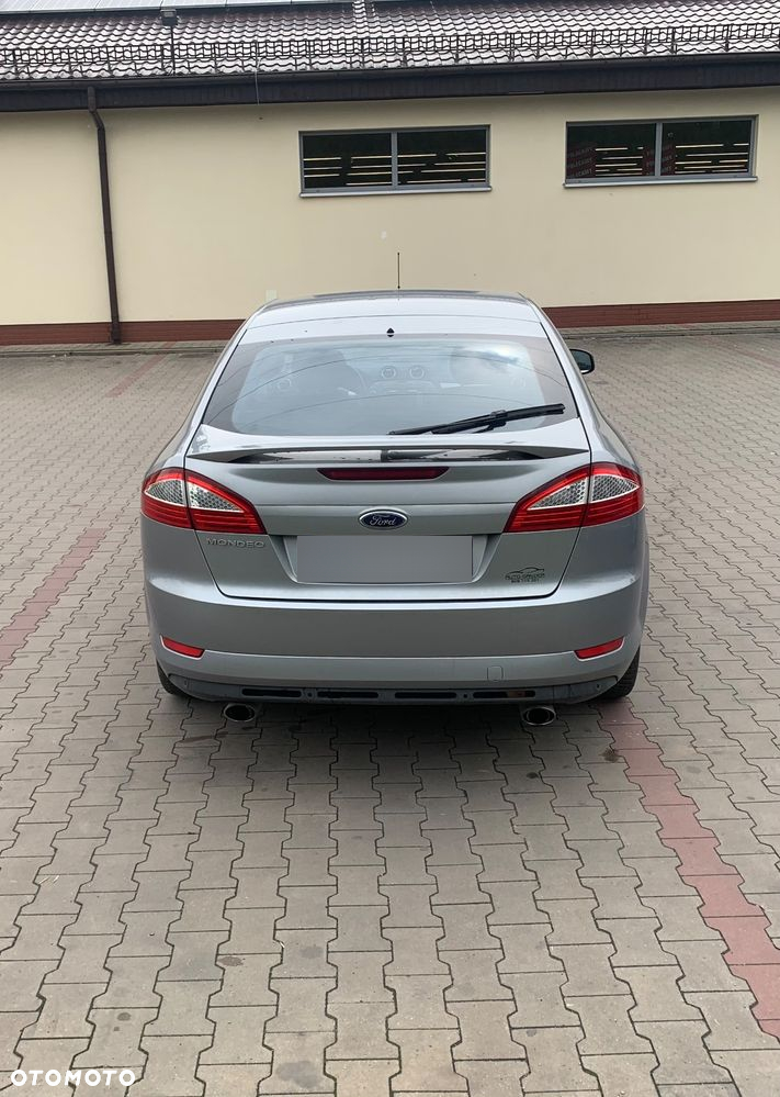 Ford Mondeo 2.5 Titanium S - 4
