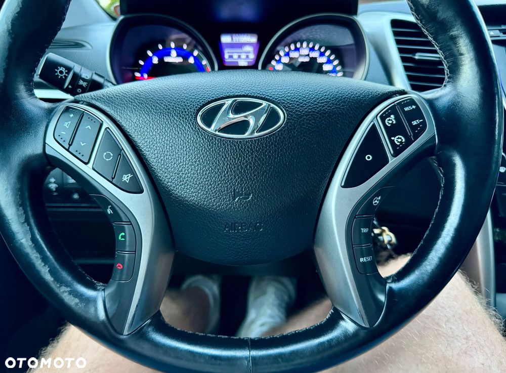 Hyundai i30 1.6 CRDi BlueDrive Comfort - 21