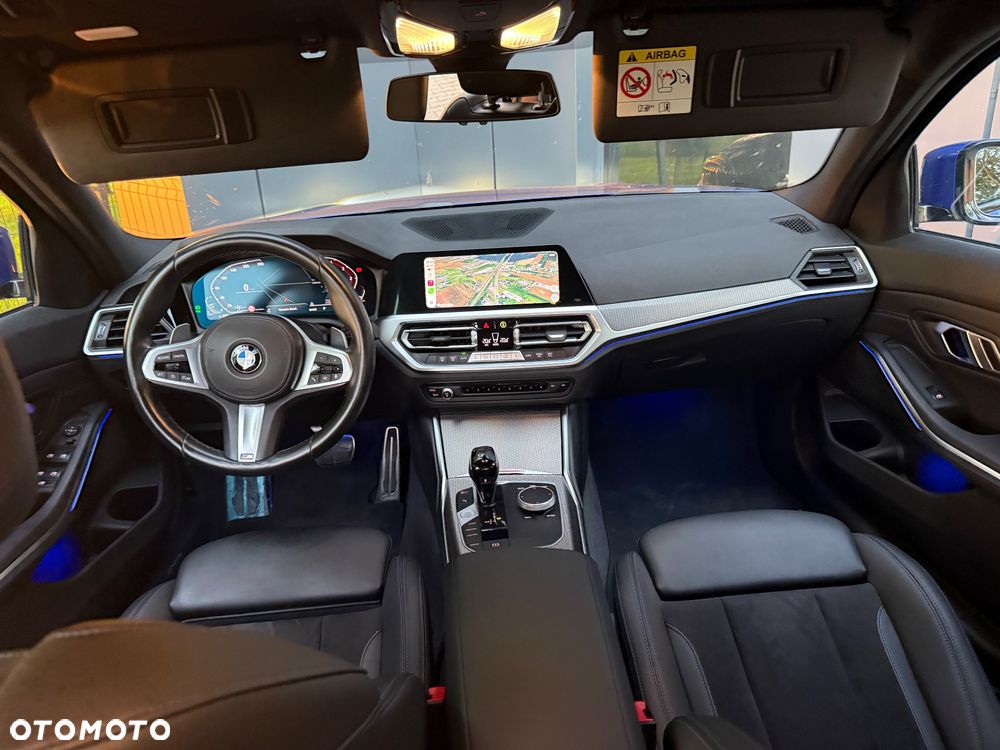 BMW Seria 3 320d M Sport sport - 23