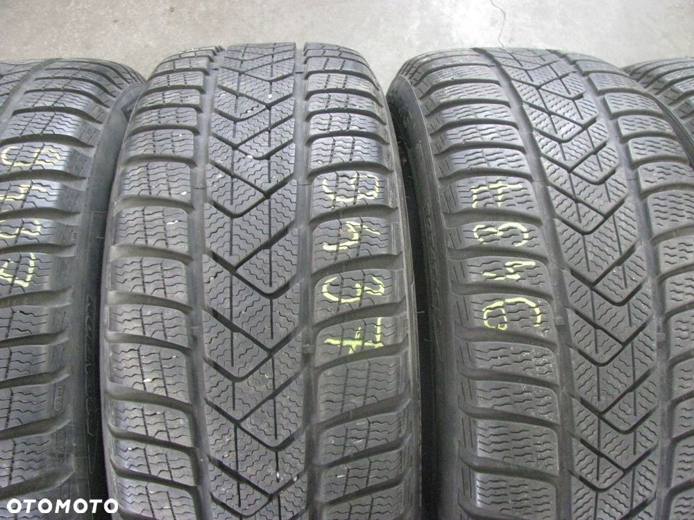 205/55R16 91H PIRELLI SOTTOZERO 3 6-6,7mm 4szt - 4