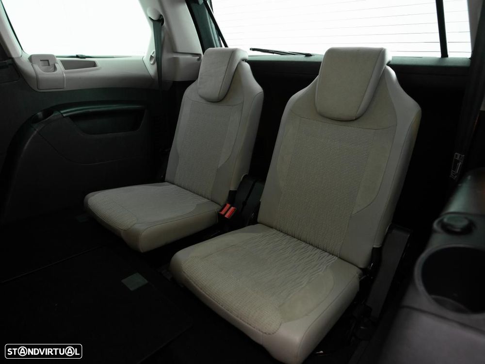 Citroën C4 Picasso - 10