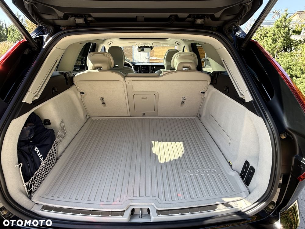 Volvo XC 60 D5 AWD Inscription - 17