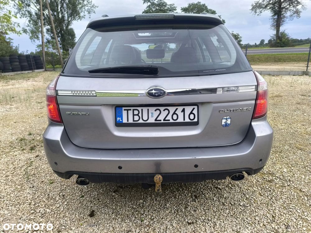 Subaru Legacy - 4