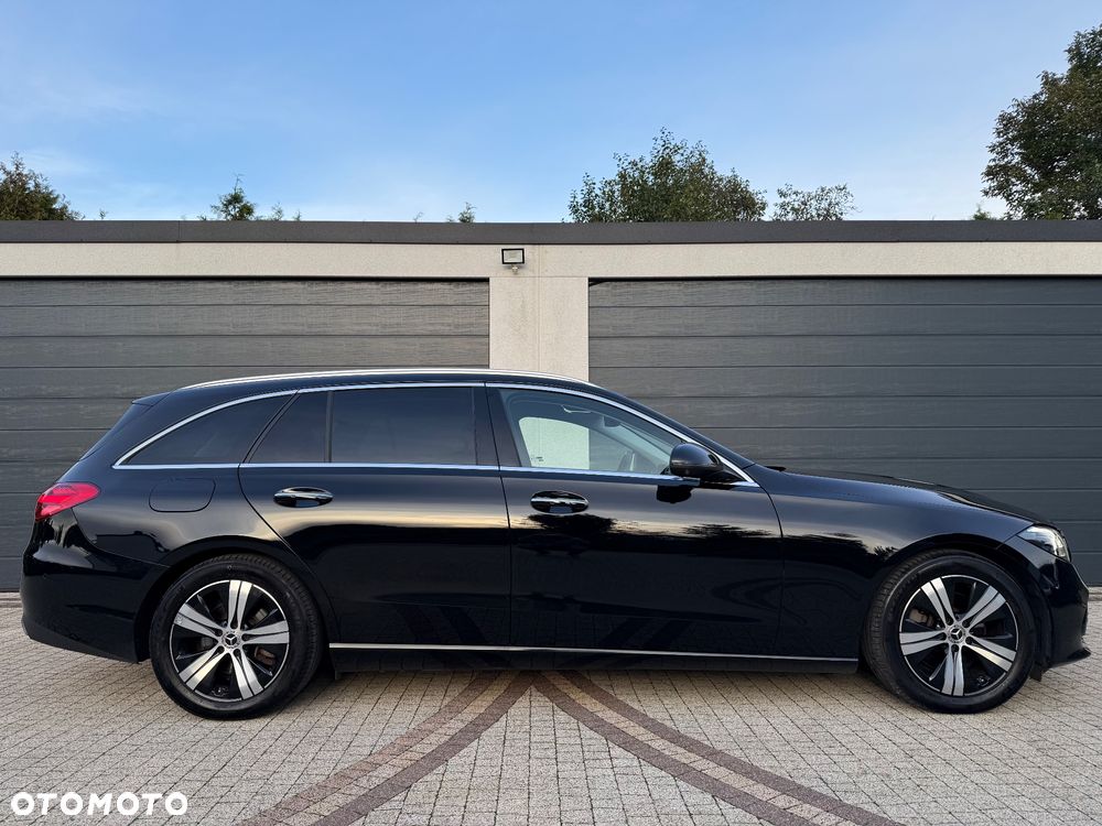 Mercedes-Benz Klasa C 220 d T 9G-TRONIC - 16