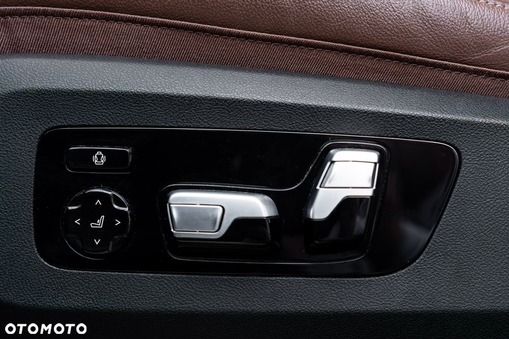 BMW X5 xDrive40i sport - 23