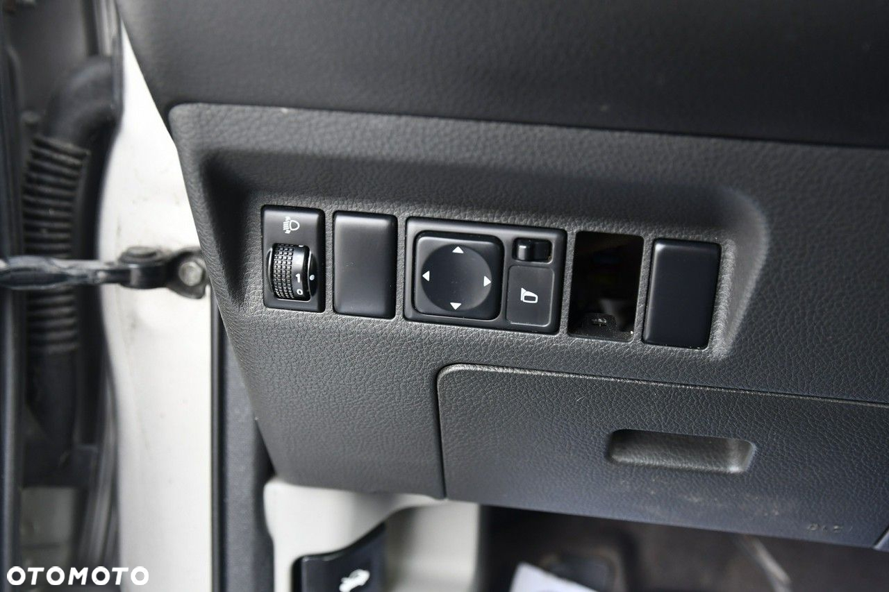 Nissan X-Trail - 29