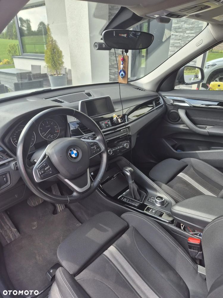 BMW X1 sDrive18d - 16
