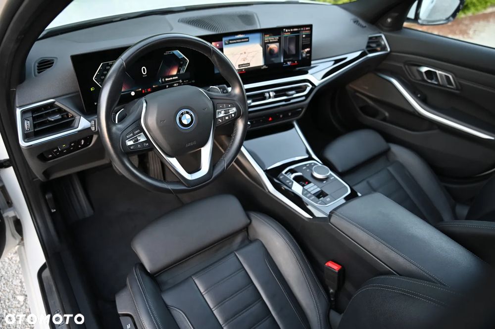 BMW Seria 3 - 18