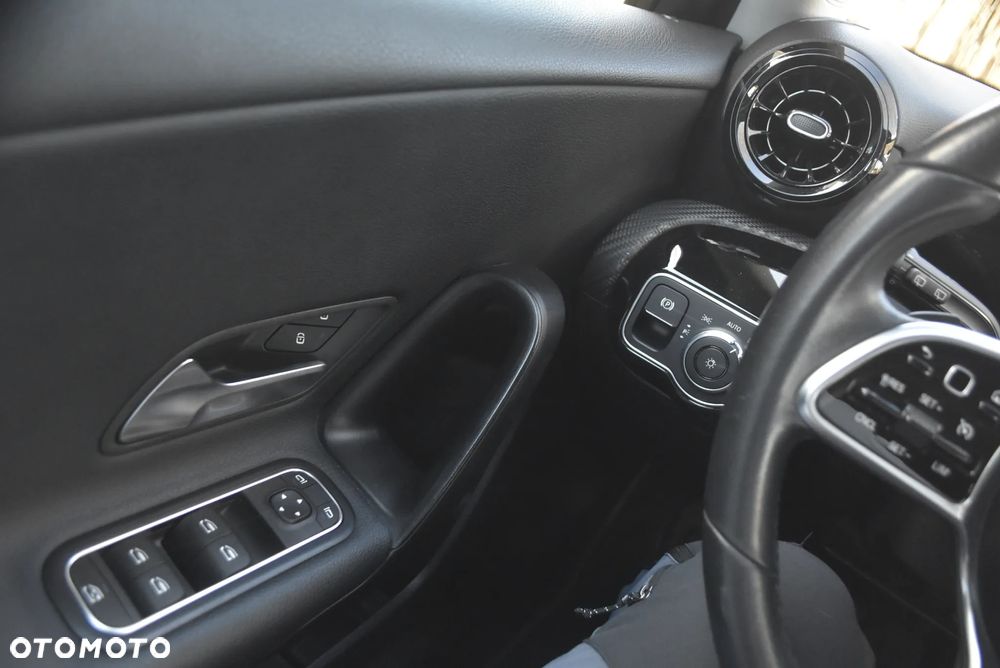 Mercedes-Benz Klasa A 200 CDI (BlueEFFICIENCY) 7G-DCT Style - 17