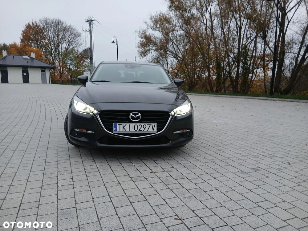 Mazda 3 2017 photo 2
