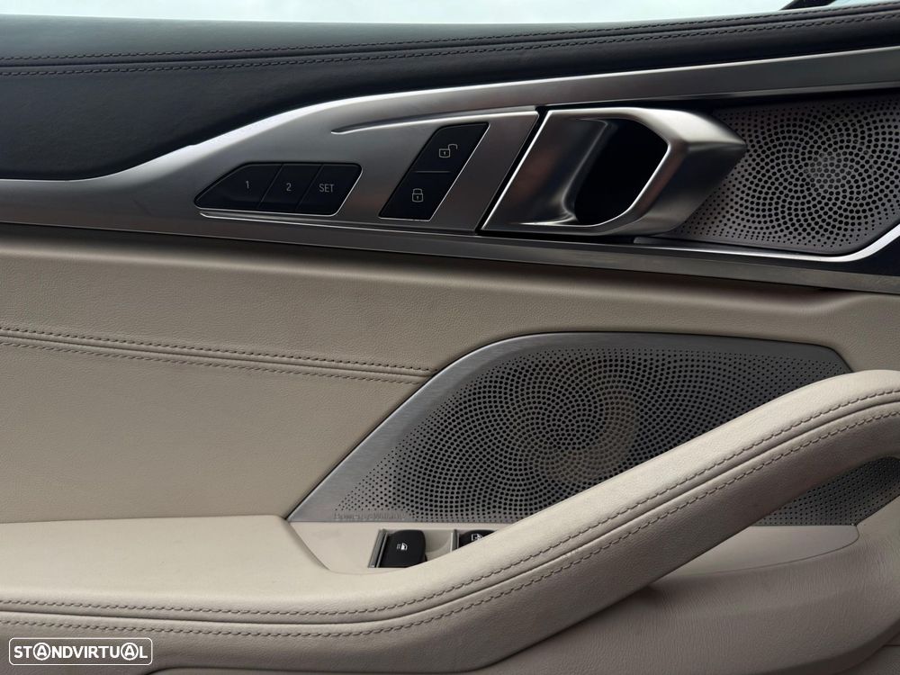 BMW M850i - 16