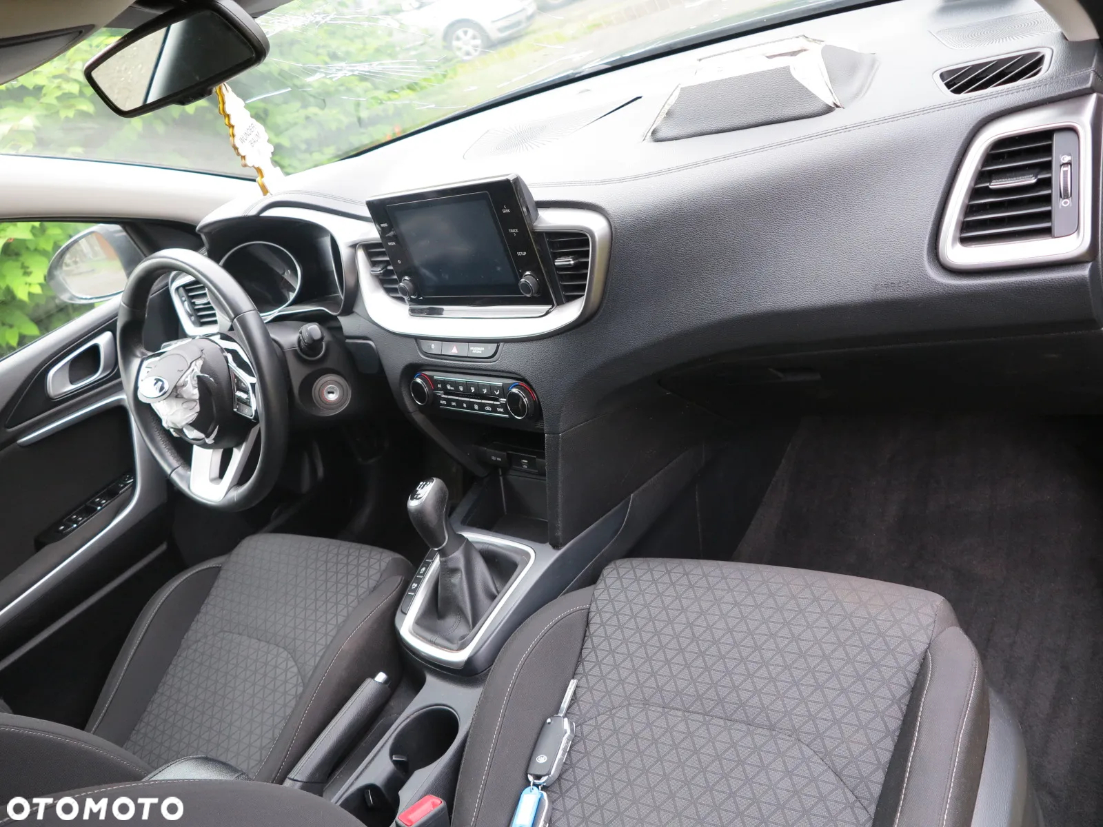 Kia Ceed 1.0 T-GDI M - 12