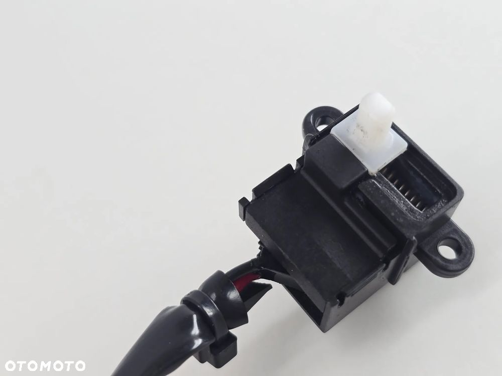 CZUJNIK   TRIUMPH SCRAMBLER 400 SPEED - 6