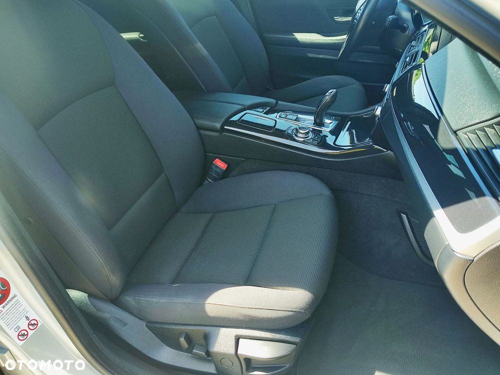 BMW Seria 5 520d - 37