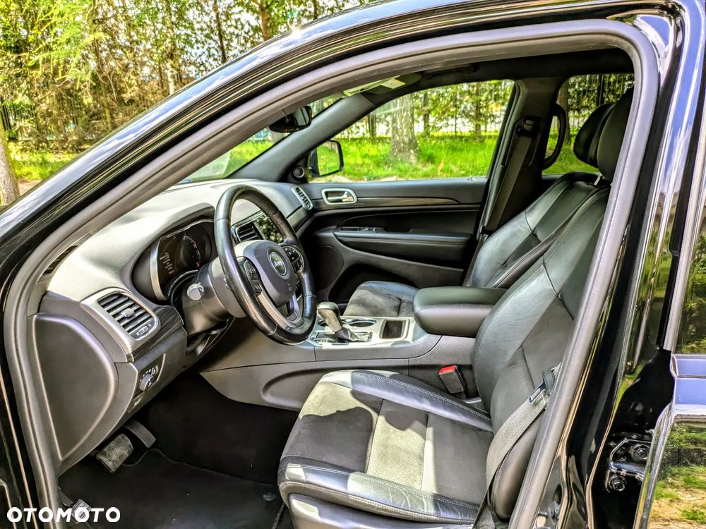 Jeep Grand Cherokee - 10