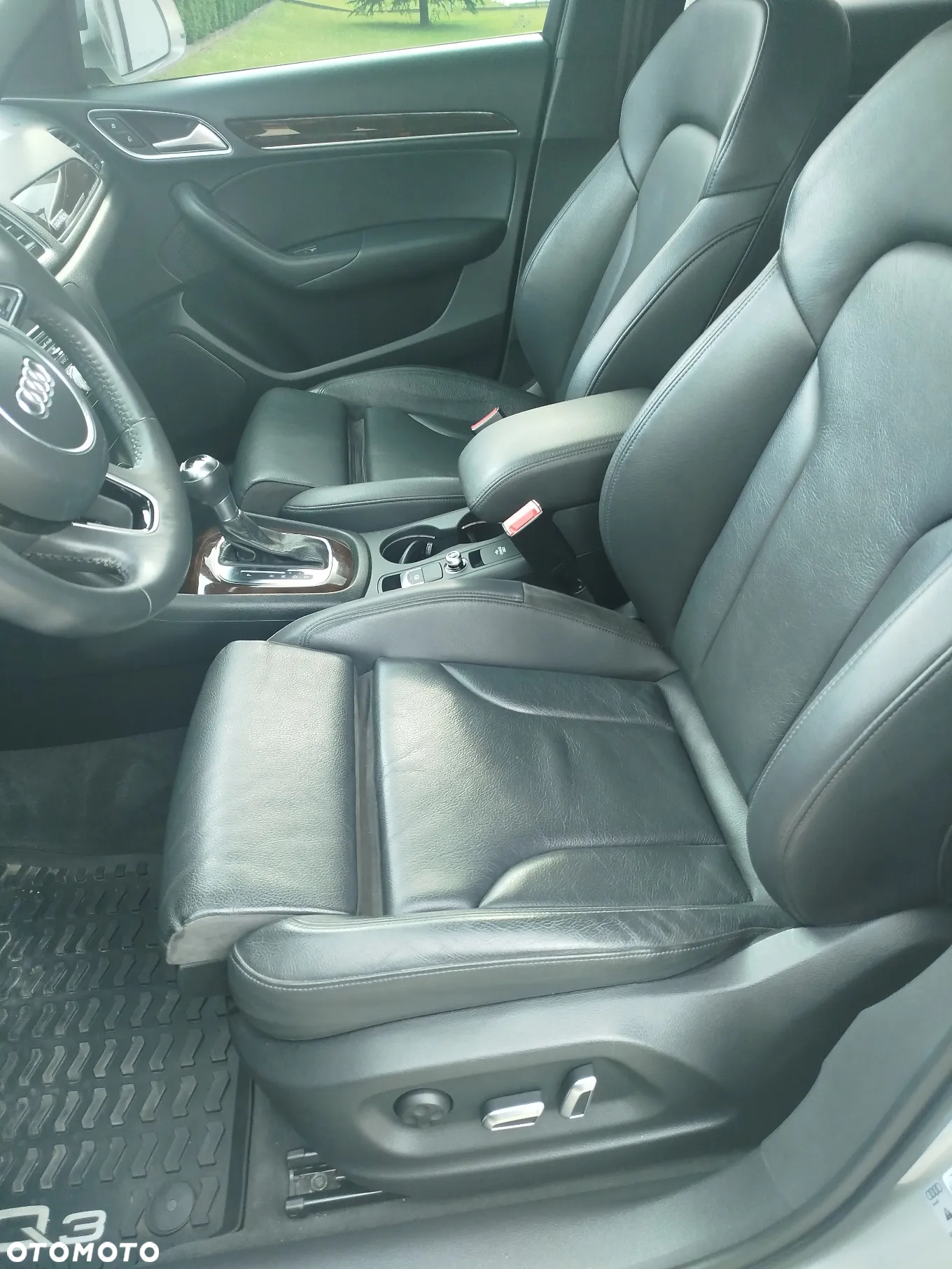 Audi Q3 2.0 TFSI quattro S tronic - 11