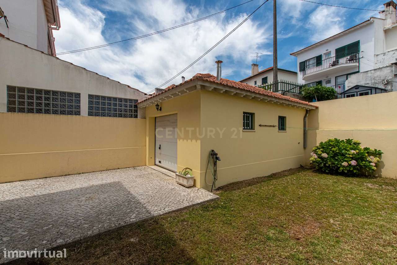 Moradia T4 Bairro da Encarnação com garagem, cave e logradouro - Grande imagem: 4/37