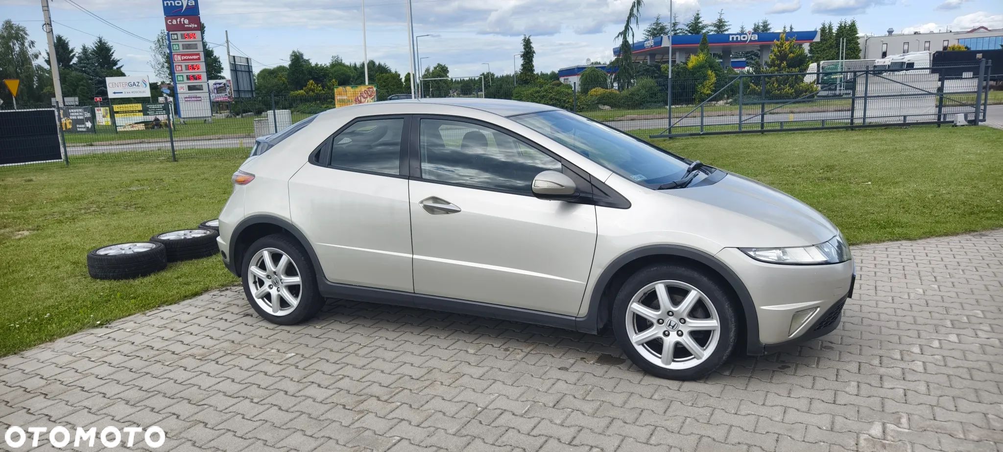Honda Civic 1.8 Comfort - 1