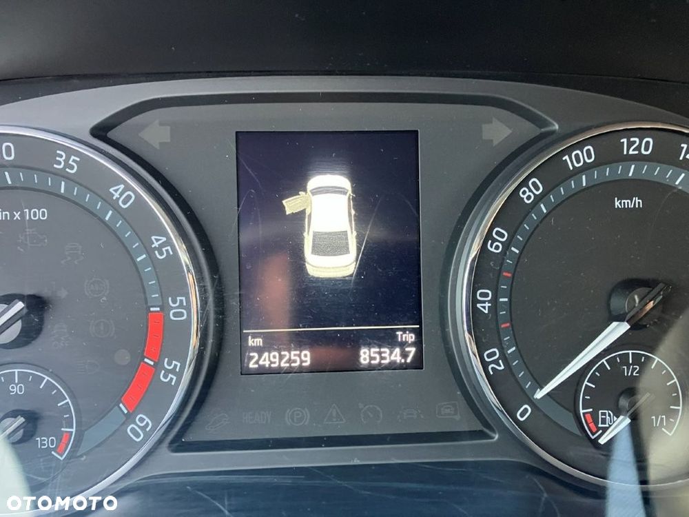 Skoda Octavia 2.0 TDI Ambition DSG - 7