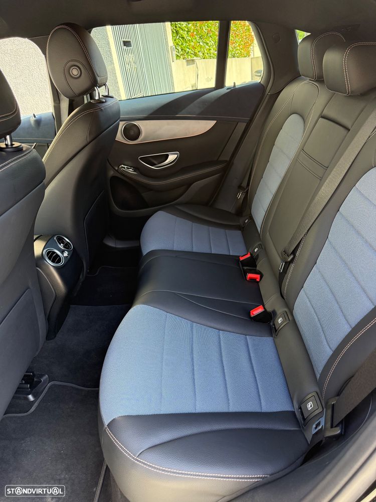 Mercedes-Benz EQC 400 4Matic — fotografia 9