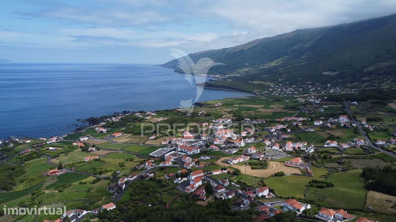 Ruína com Vista Deslumbrante sobre o Atlântico – Prainha, São Roque... - Grande imagem: 2/17