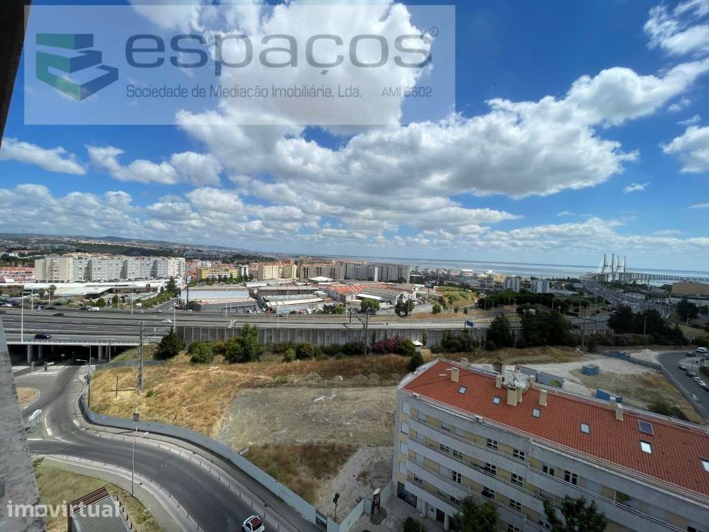 T3 Transformado em T2 na Portela, Loures - Grande imagem: 2/32