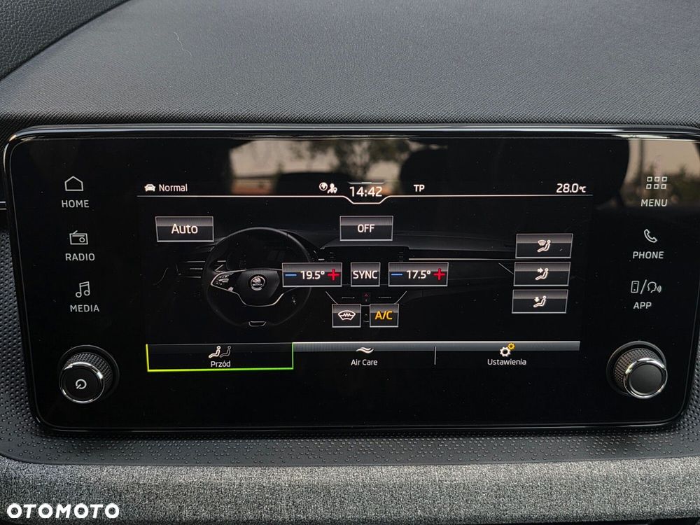 Skoda Kamiq 1.0 TSI Selection DSG - 28