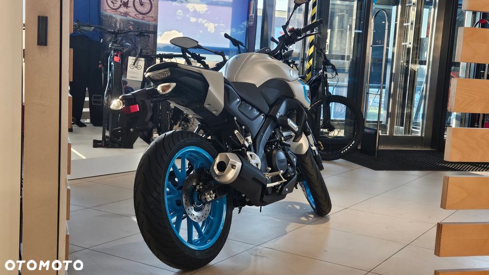 Yamaha MT - 9