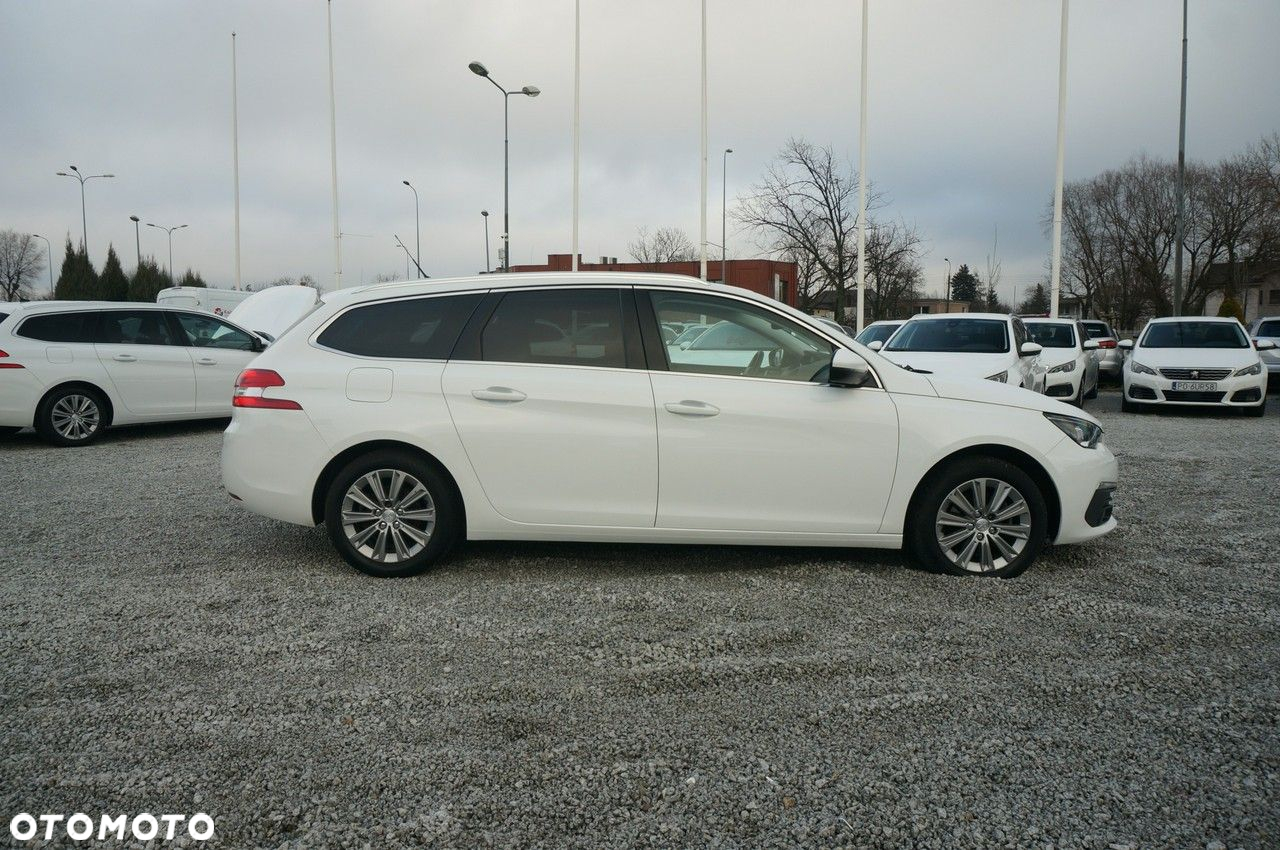 Peugeot 308 1.5 BlueHDi Allure Pack S&S EAT8 - 6