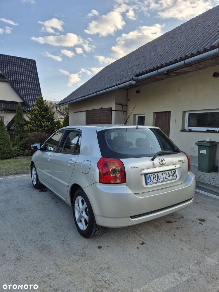 Toyota Corolla 1.4 D-4D Luna - 3