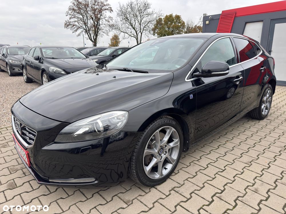 Volvo V40