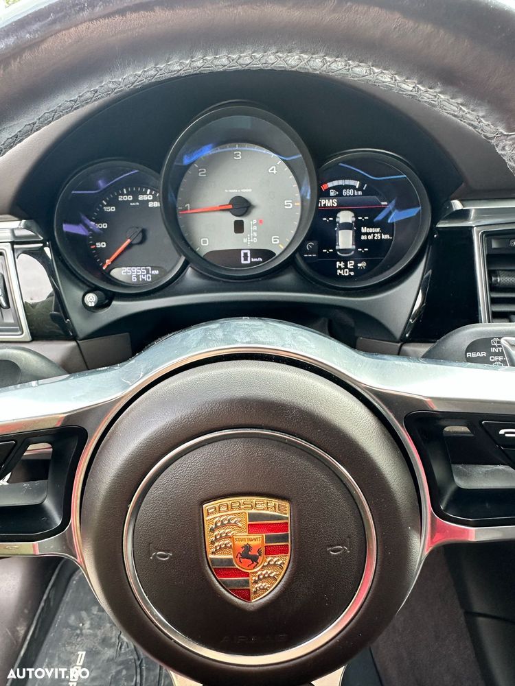 Porsche Macan 3.0 PDK S - 3