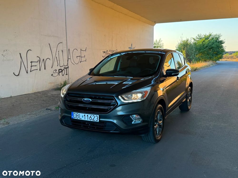 Ford Kuga 1.5 TDCi 2x4 Cool & Connect - 1