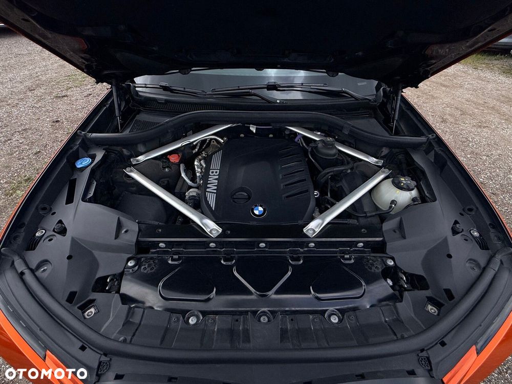 BMW X7 - 7