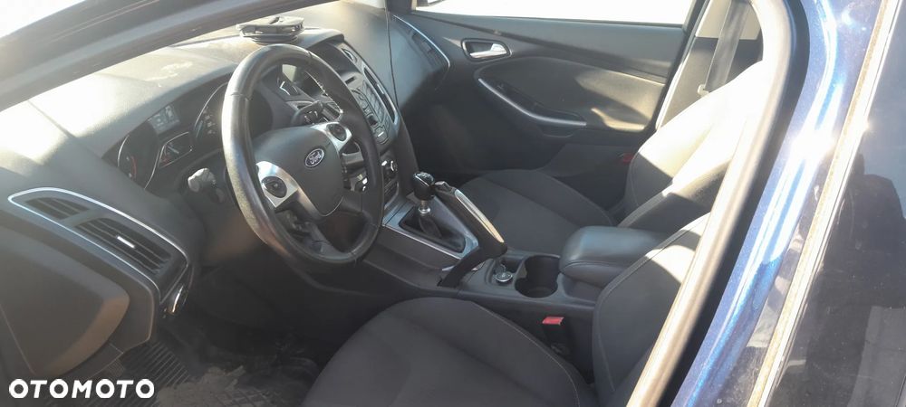 Ford Focus Turnier 1.6 TDCi DPF Start-Stopp-System Titanium - 8