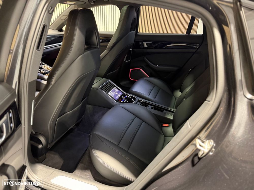 Porsche Panamera 4S E-Hybrid - 27