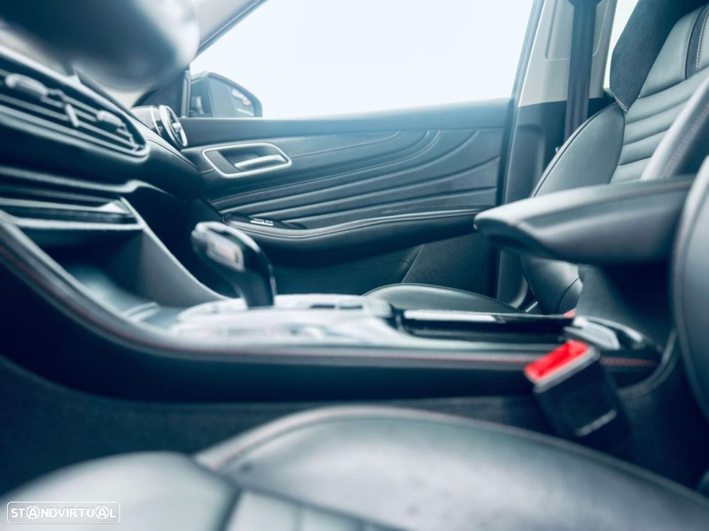 MG EHS 1.5T-GDI Luxury - 26