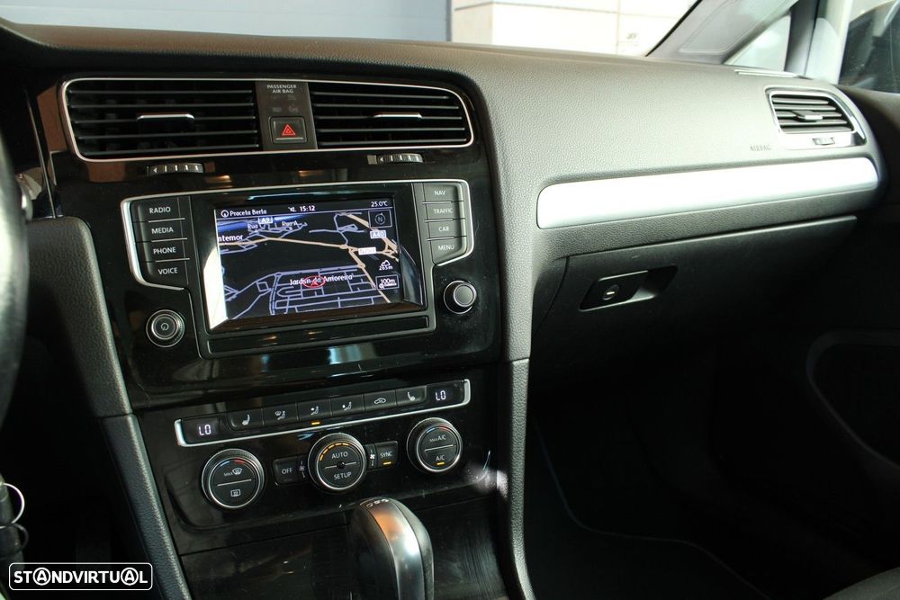 VW Golf Variant 1.6 TDi BlueMotion DSG Cup - 18