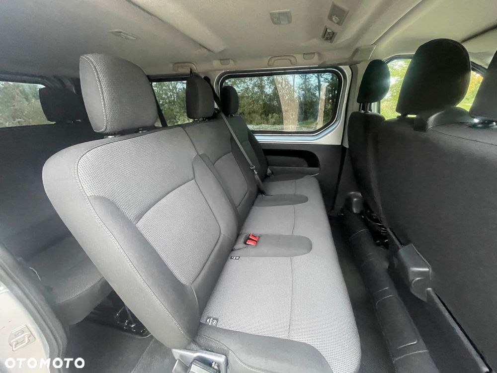 Renault Trafic - 16