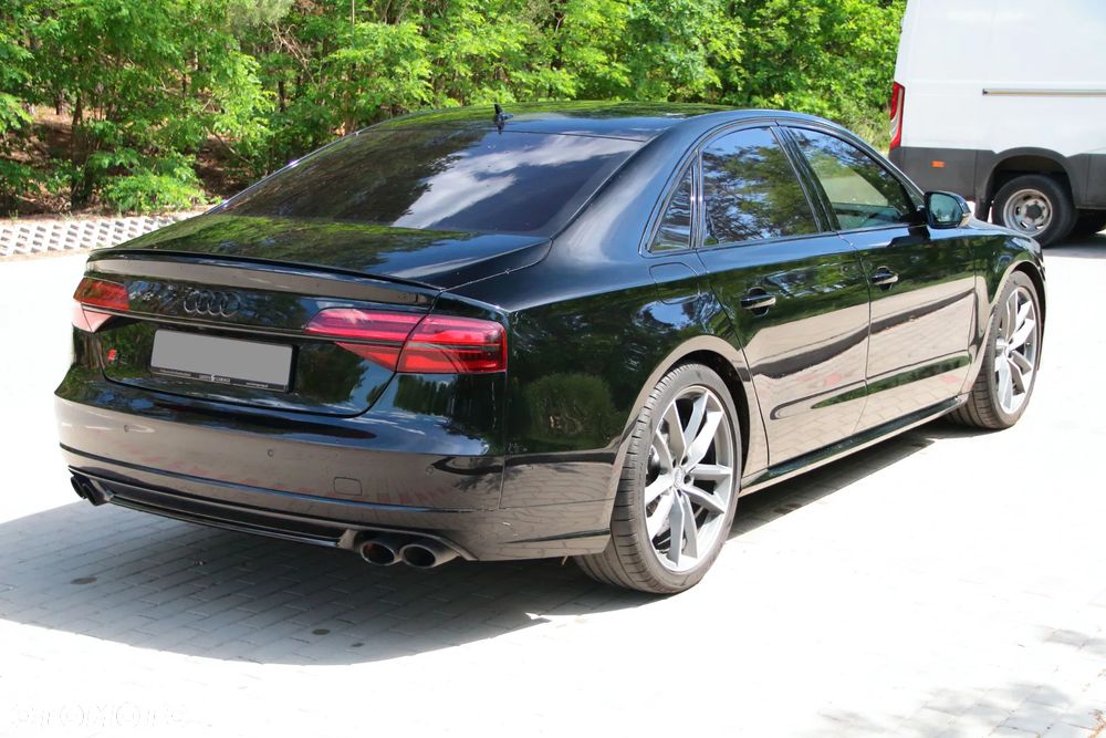 Audi S8 Standard - 5