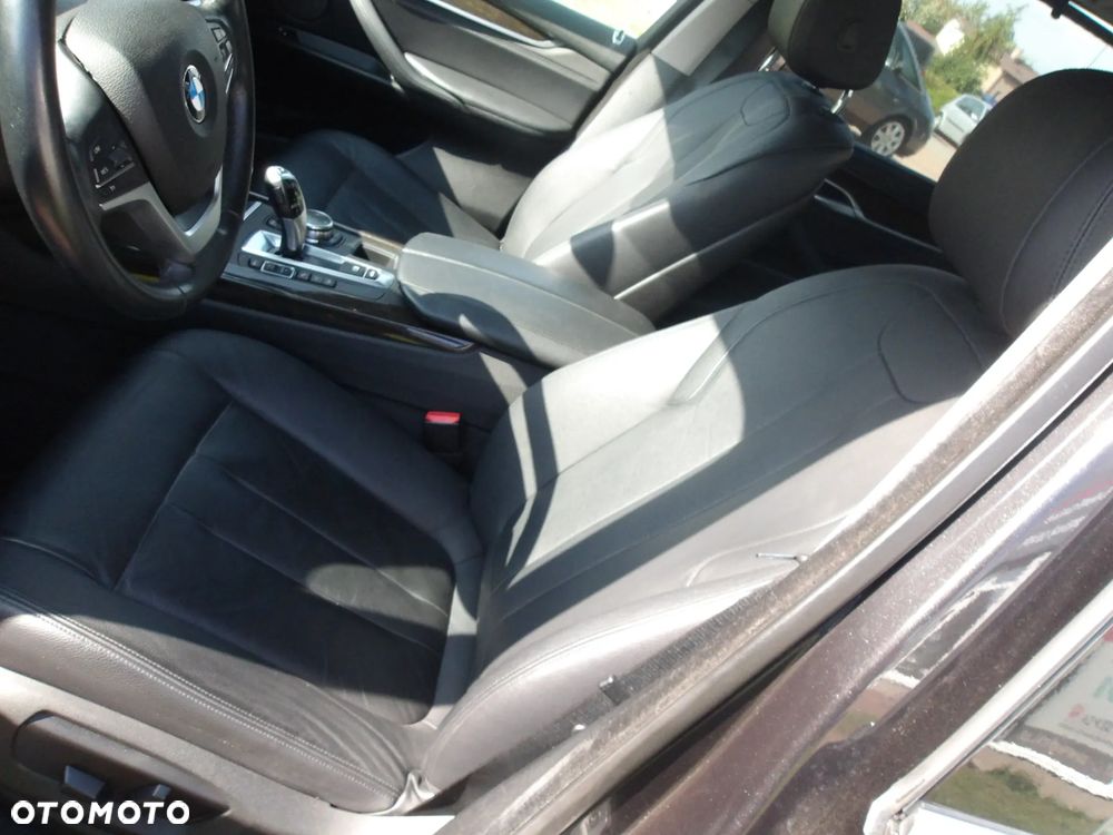 BMW X5 xDrive40d - 16